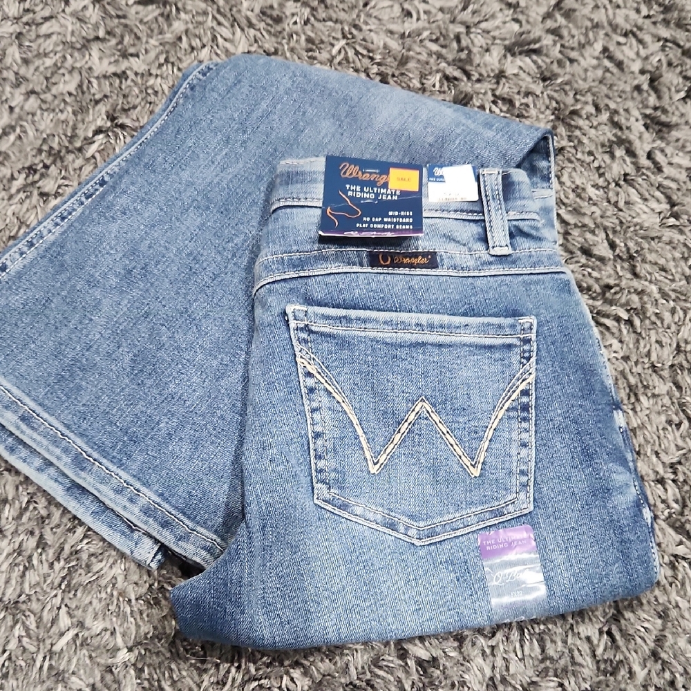 Wrangler Q-Baby